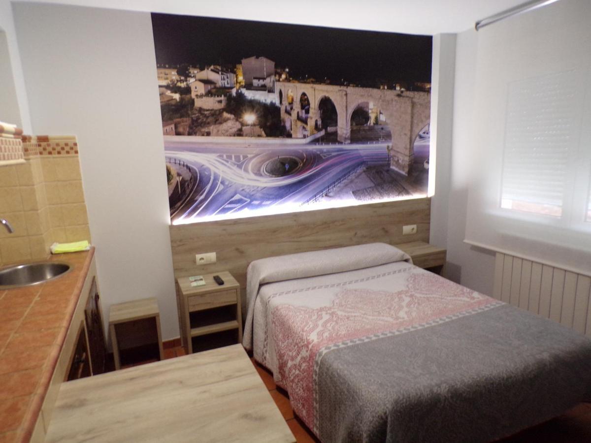 Hostal Serruchi Teruel Exterior foto