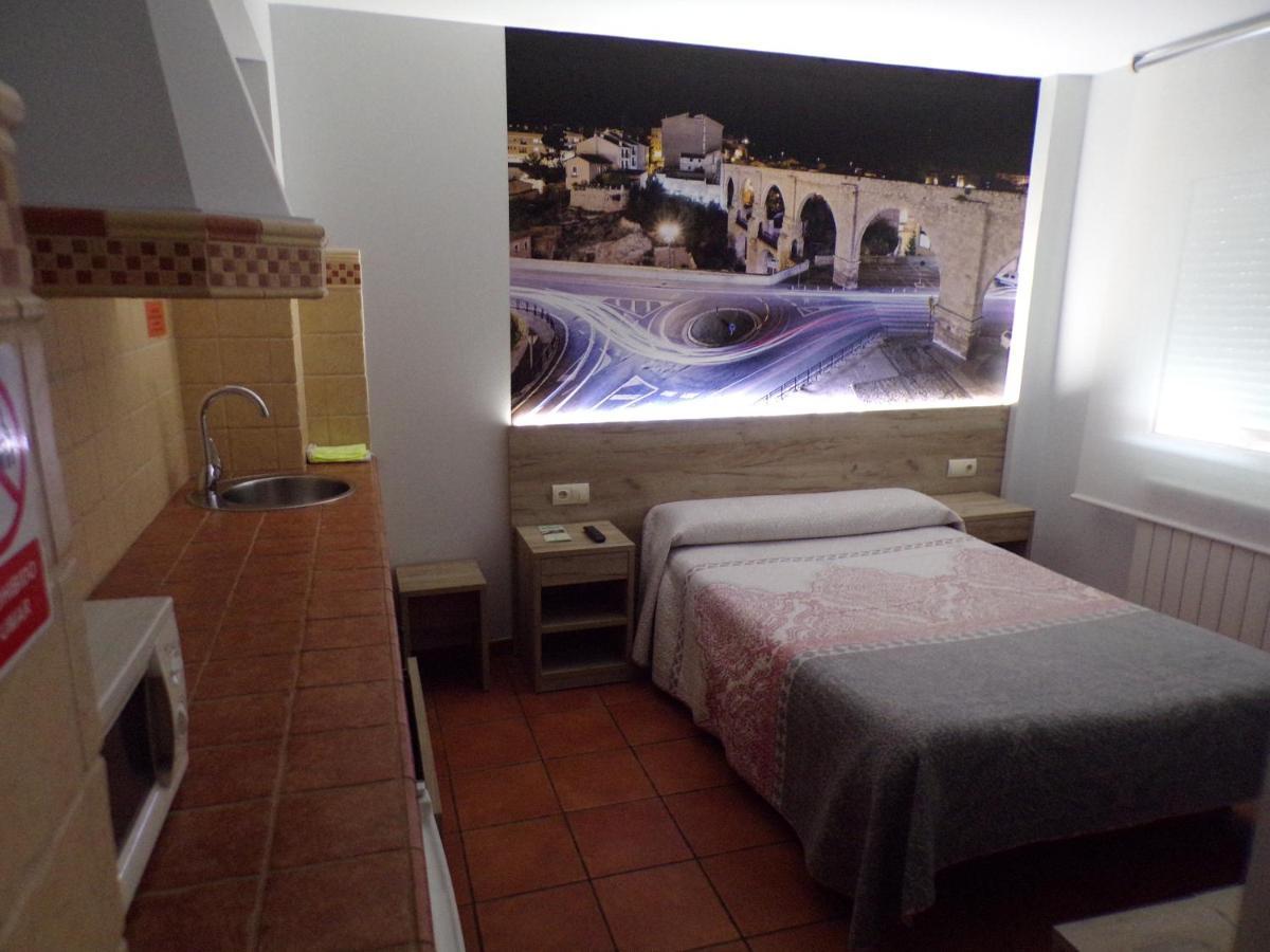 Hostal Serruchi Teruel Exterior foto