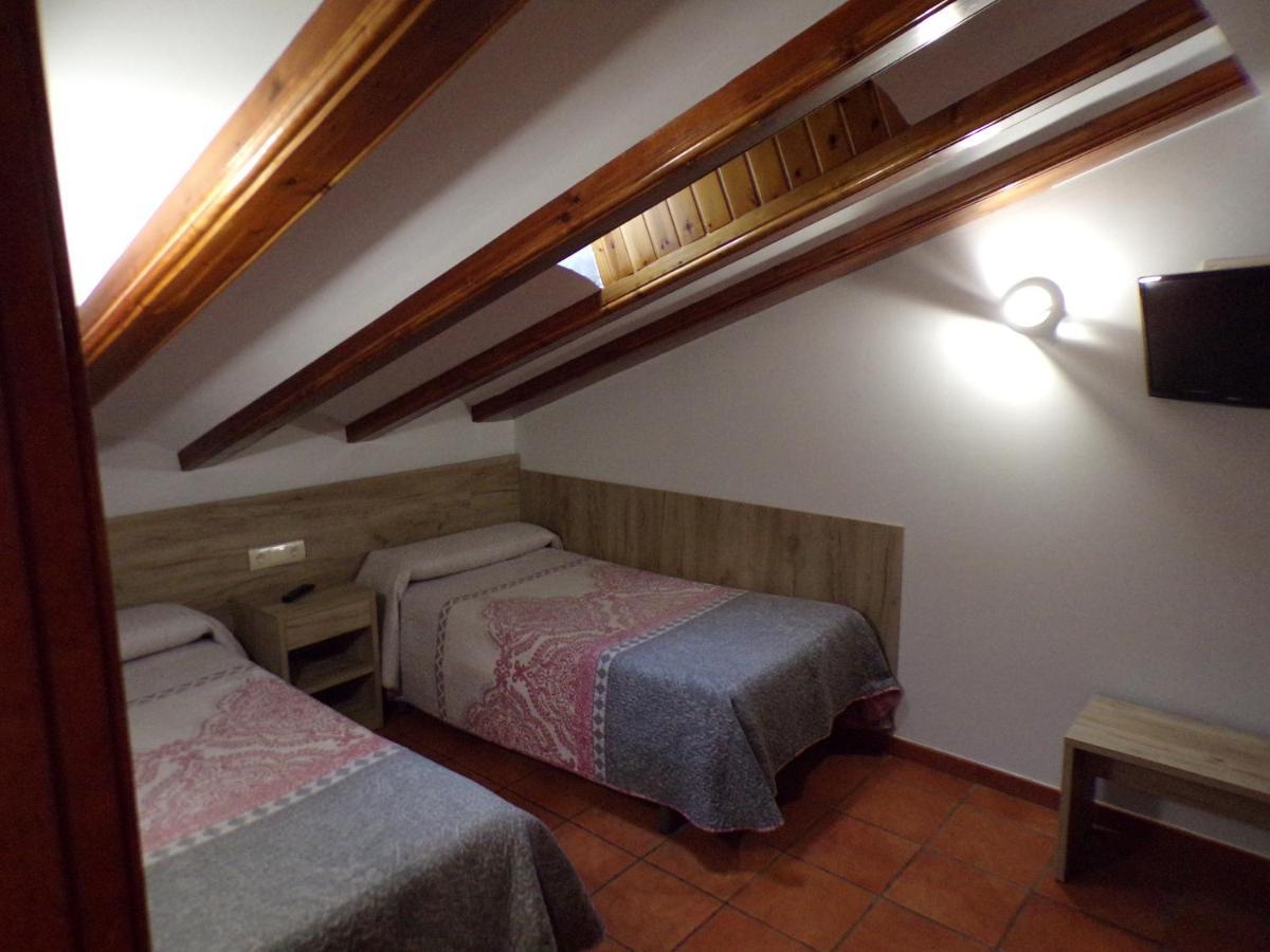Hostal Serruchi Teruel Exterior foto
